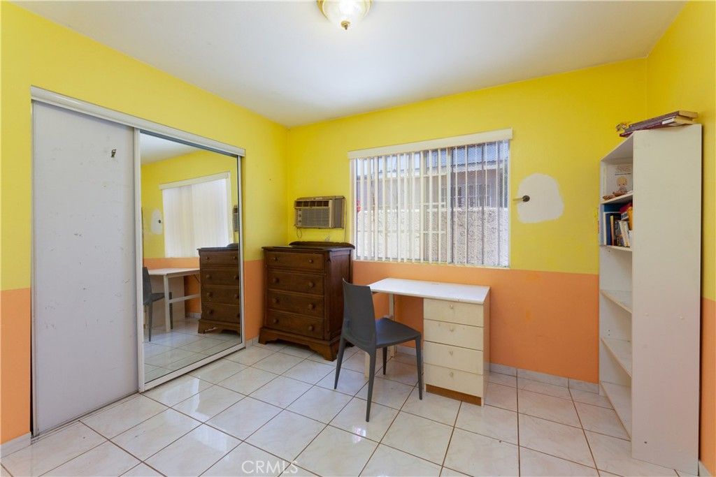listing image 130724080577878023619