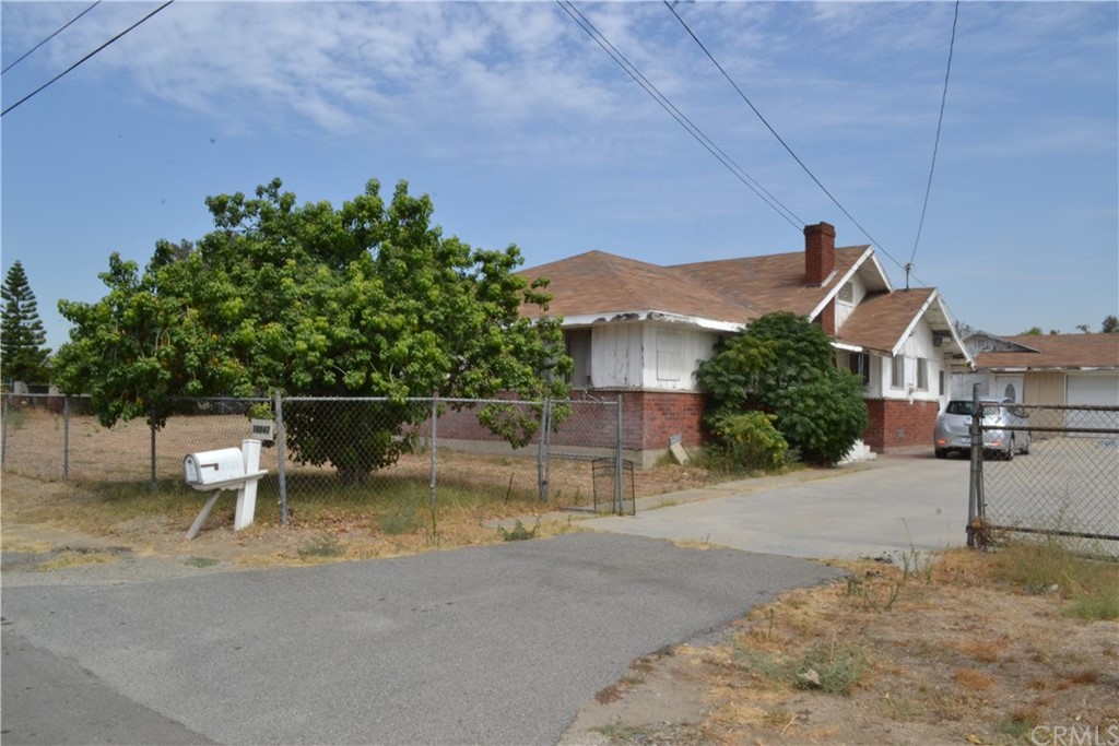 View Fontana, CA 92336 house