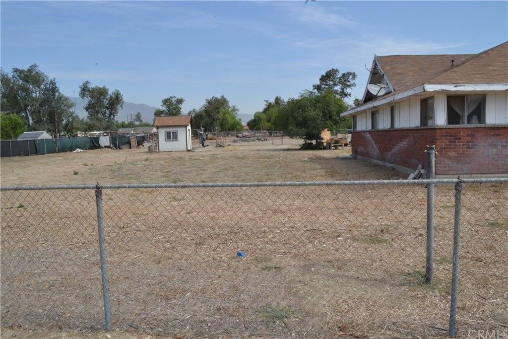 Photo 2 of 16 of 16842 Ramona Avenue house