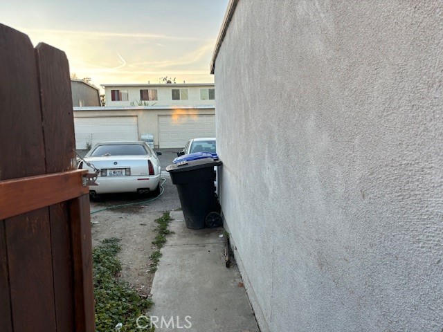 DANA HILLS - Residential