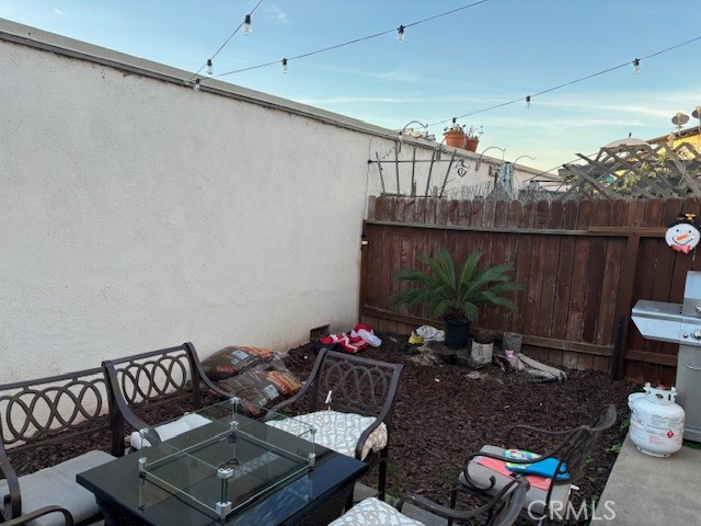 DANA HILLS - Residential