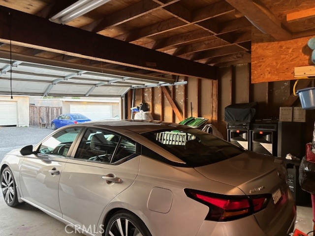 DANA HILLS - Residential