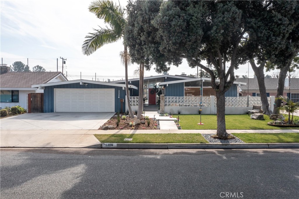 3326 Harvey Way