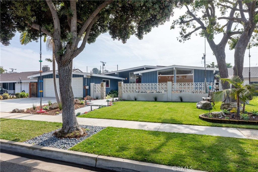 3326 Harvey Way