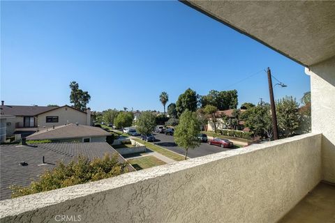 A home in Los Alamitos