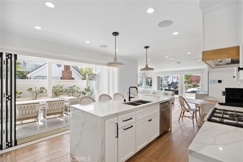 Balboa Island - Main Island (BALM) - Residential Lease