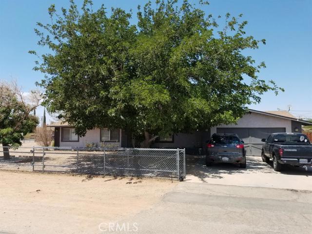 Corner Lot House in Apple Valley...Fully Fenced...RV Access...Exterior has been painted within the last 2 yrs...Covered Patio...Storage Shed and Square Gazebo. Association Amenities: None # of RV Spaces: 0 Special Features: SH,GZNONE Lot Location Type: Standard Location # of Attached Spaces: 2 # of Detached Spaces: 0