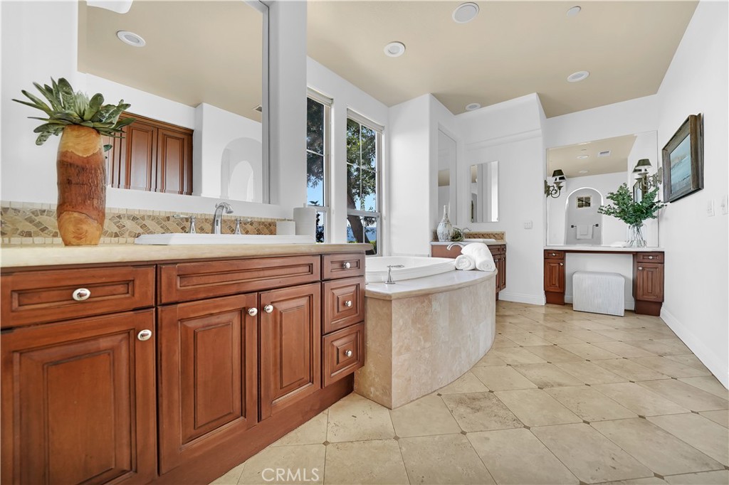 Strada (STRD) - Residential