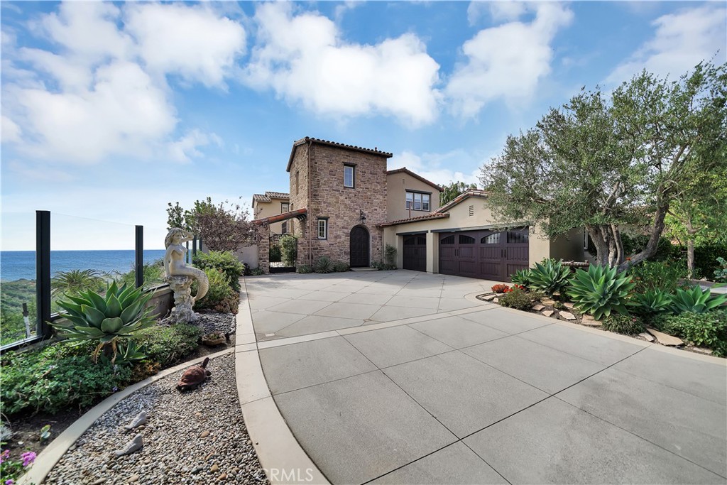 Strada (STRD) - Residential