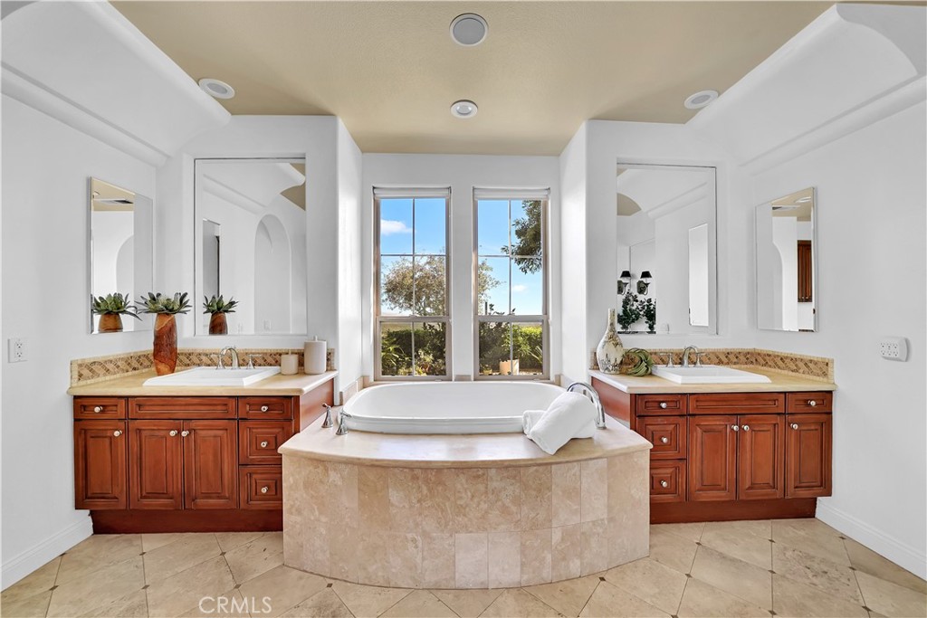 Strada (STRD) - Residential