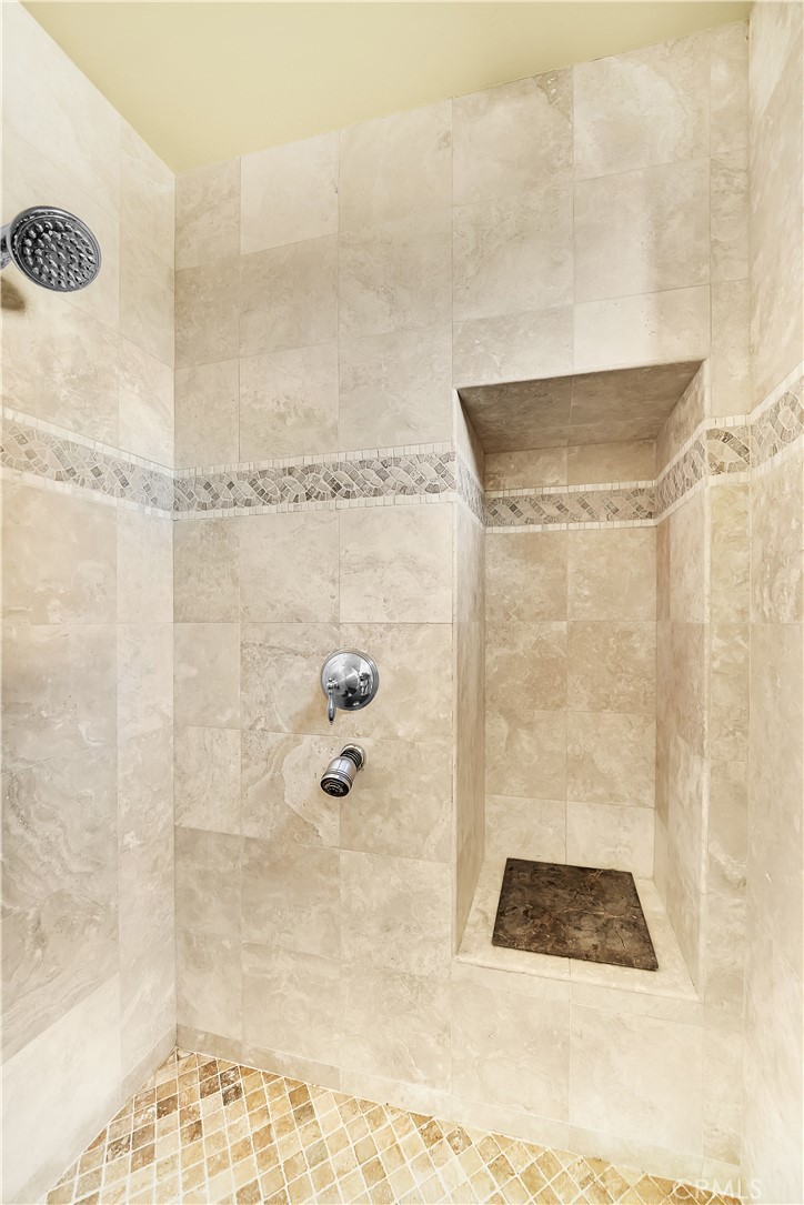 Strada (STRD) - Residential