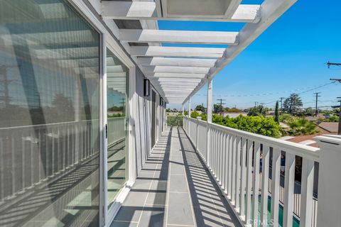 A home in Reseda