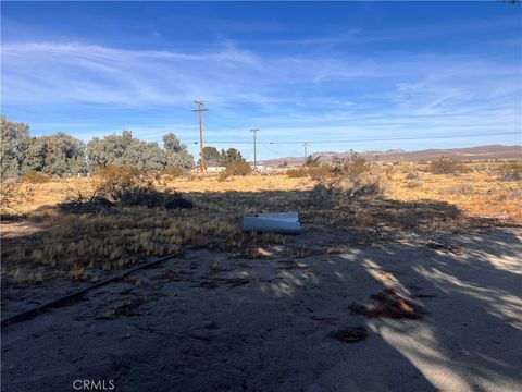 A home in Adelanto