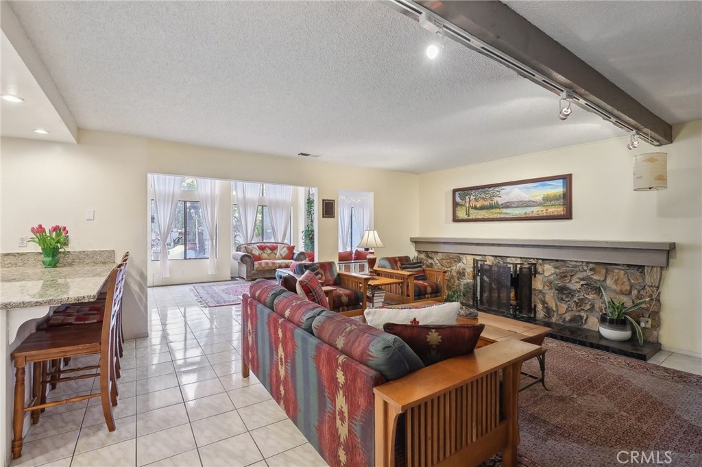 5625 E Calle Canada