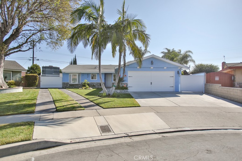 10442 russell avenue