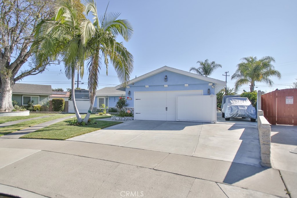 10442 russell avenue