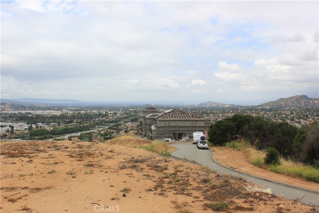 4506 Broken Spur Road
