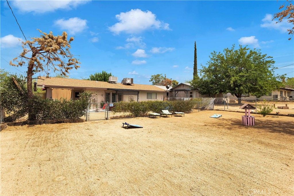 listing image 130726313353805924857