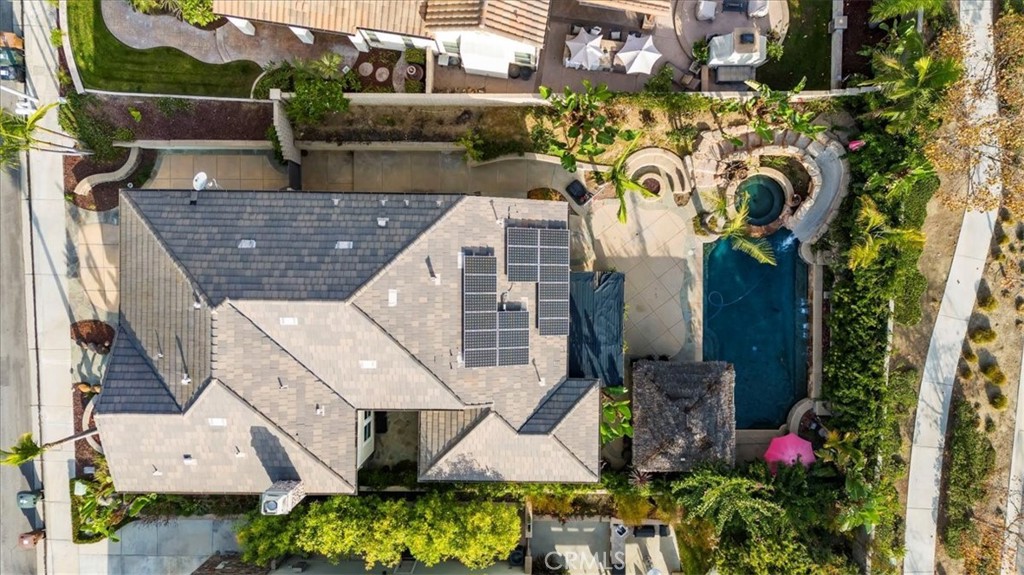 18656 Oaklawn Lane