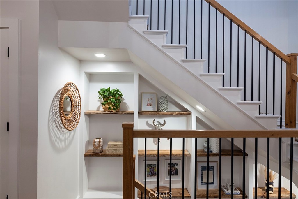 Peninsula (PI) - Residential