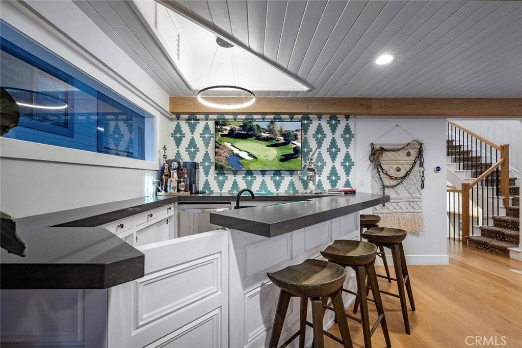 Peninsula (PI) - Residential