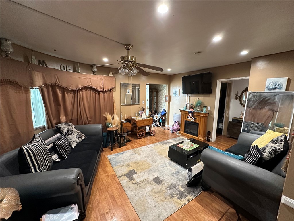 949 Dolores Drive