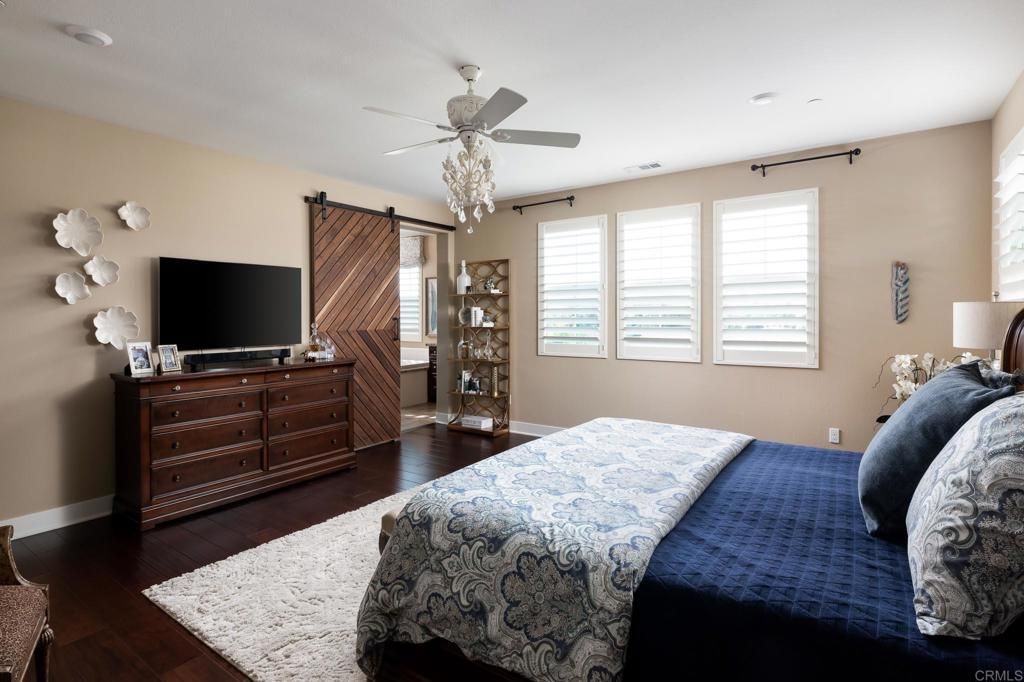 listing image 130722585621360996787