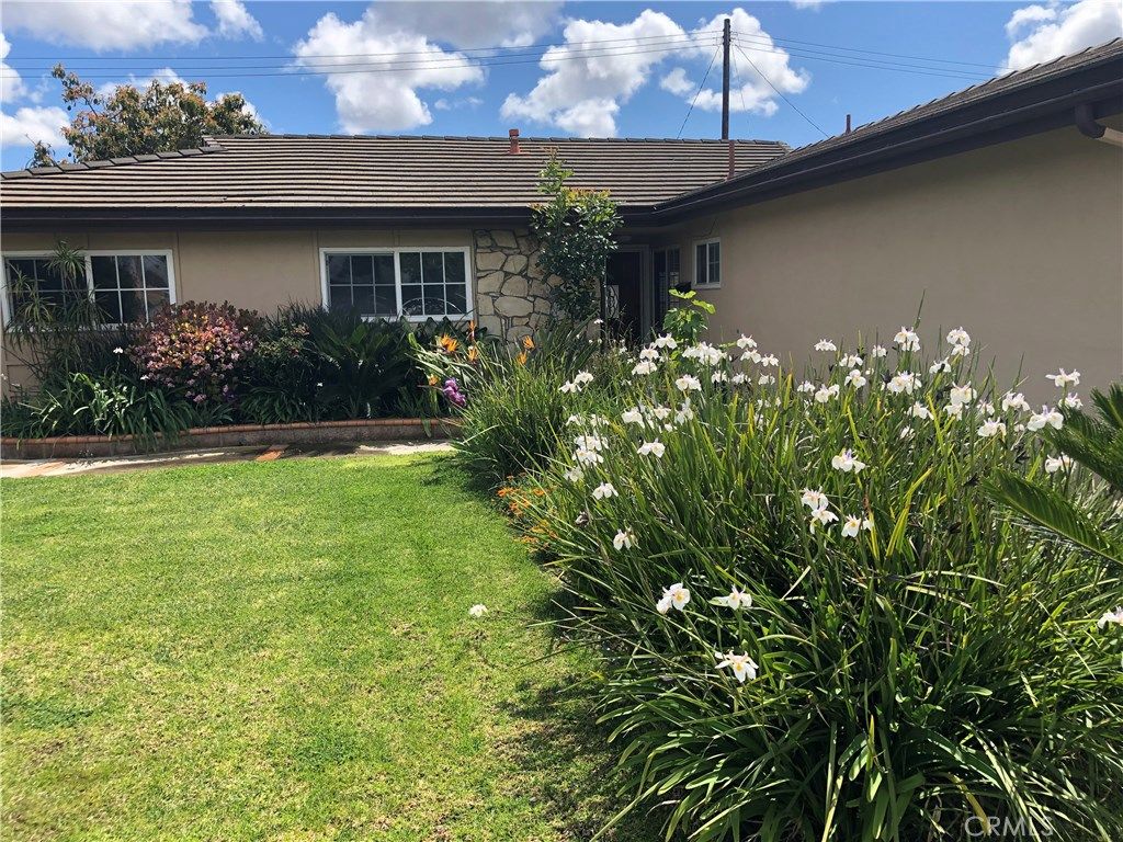 listing image 130724567928350026463