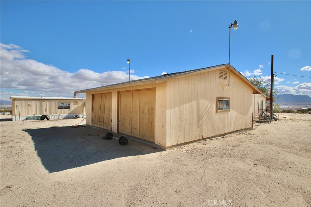 Photo 31 of 36 of 1427 Applegate Way mobile home