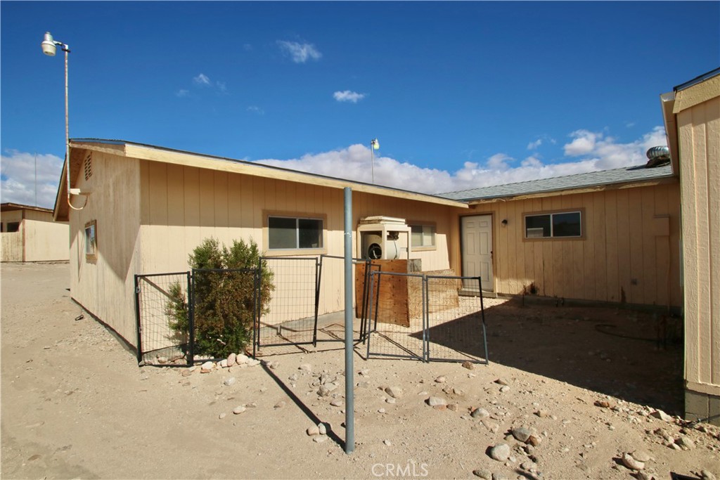 Photo 32 of 36 of 1427 Applegate Way mobile home