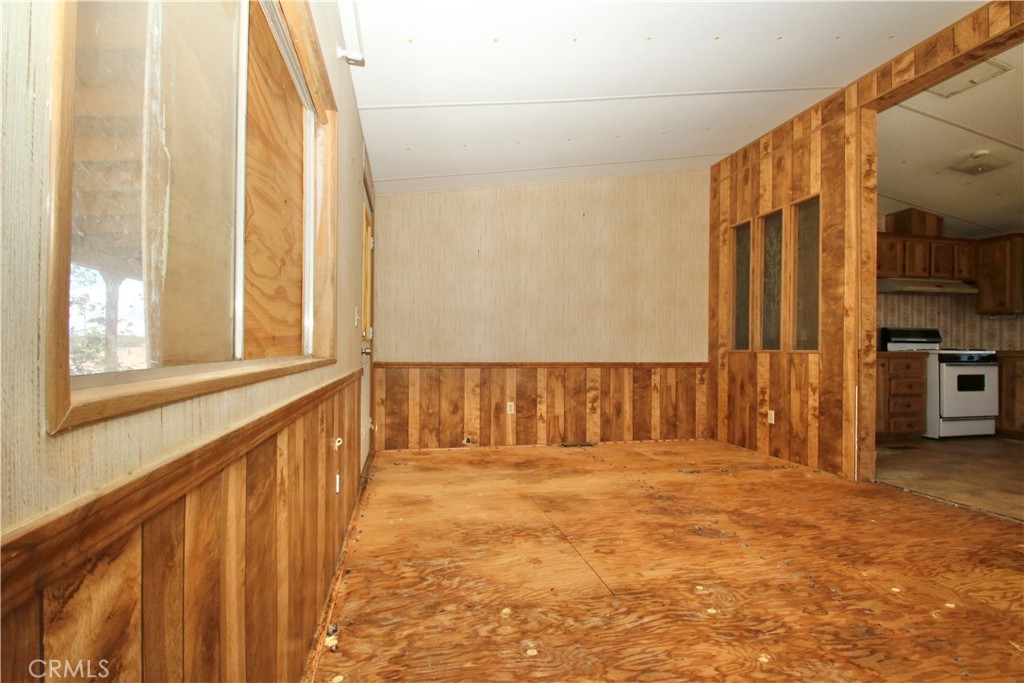 Photo 22 of 36 of 1427 Applegate Way mobile home