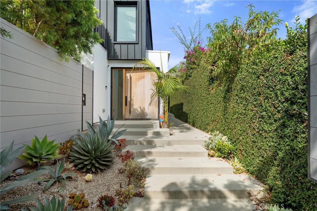 627 Sunset Avenue