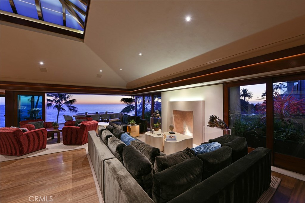 Lagunita (LA) - Residential