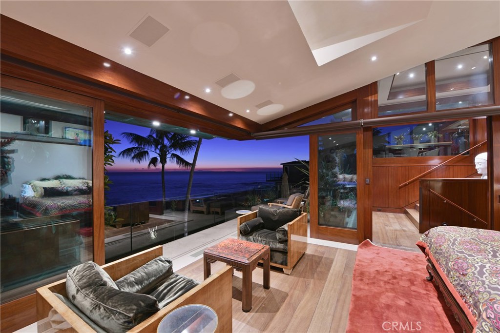 Lagunita (LA) - Residential