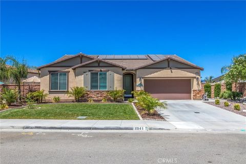 1541 Yucca Ct Calimesa CA 92320