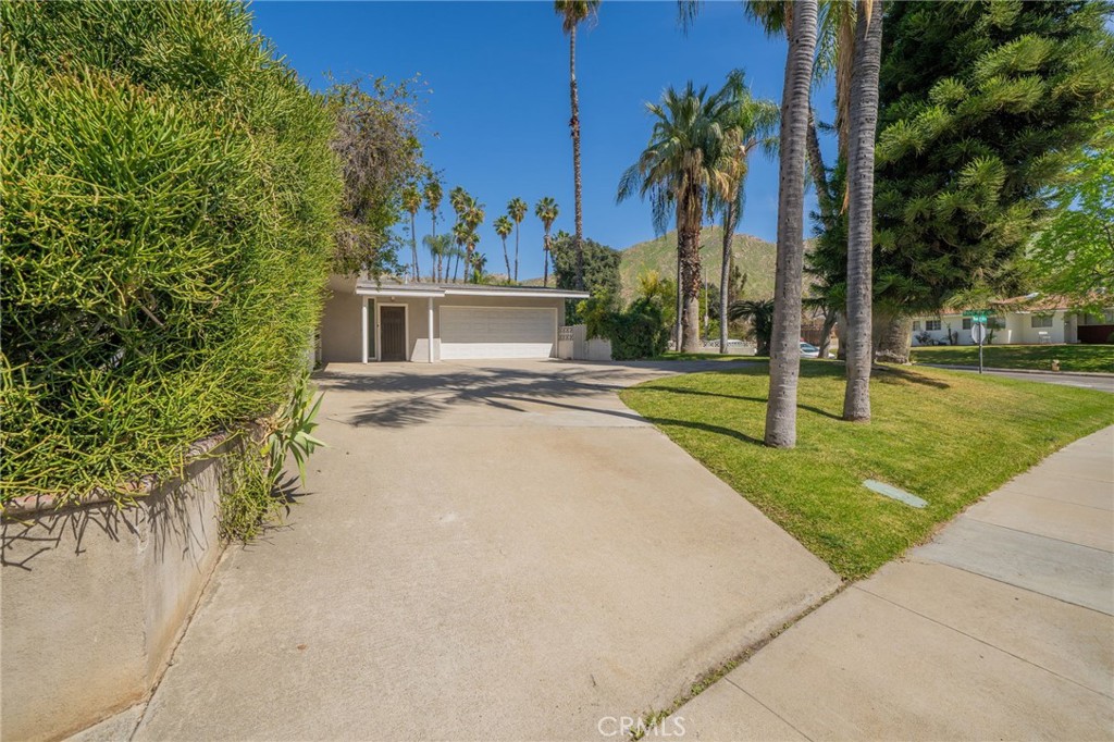 3540 Watkins Drive