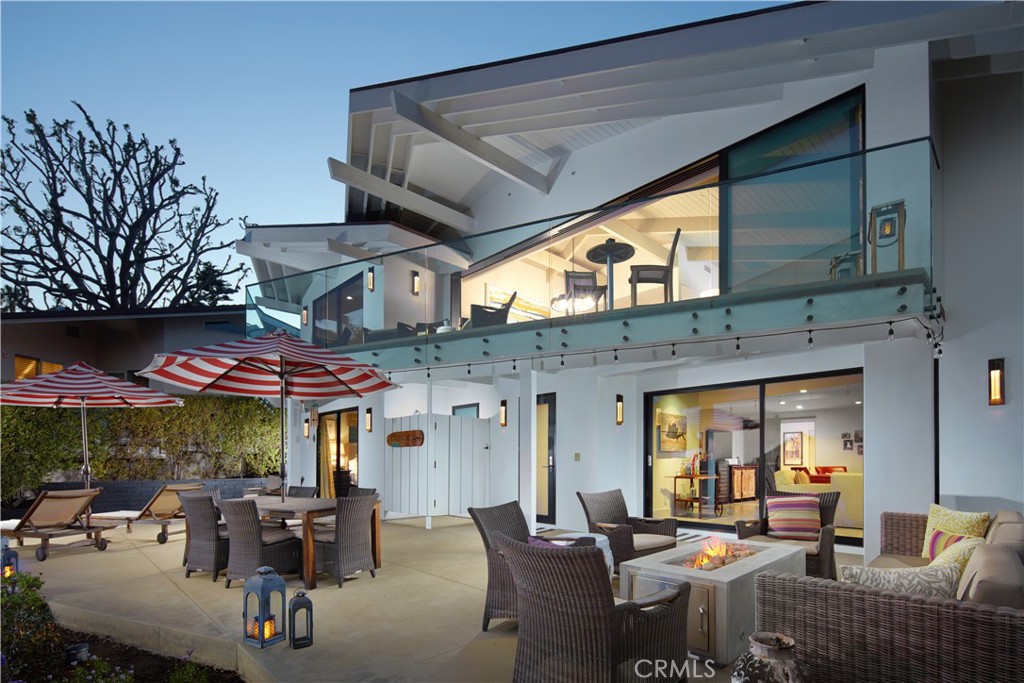 140 Crescent Bay Drive