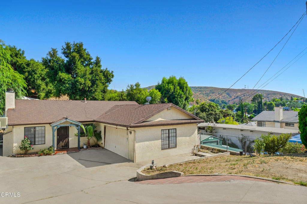 View Sunland, CA 91040 house