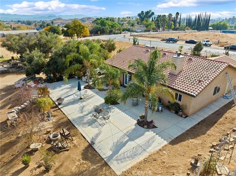 A home in Perris