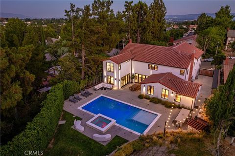 A home in Porter Ranch