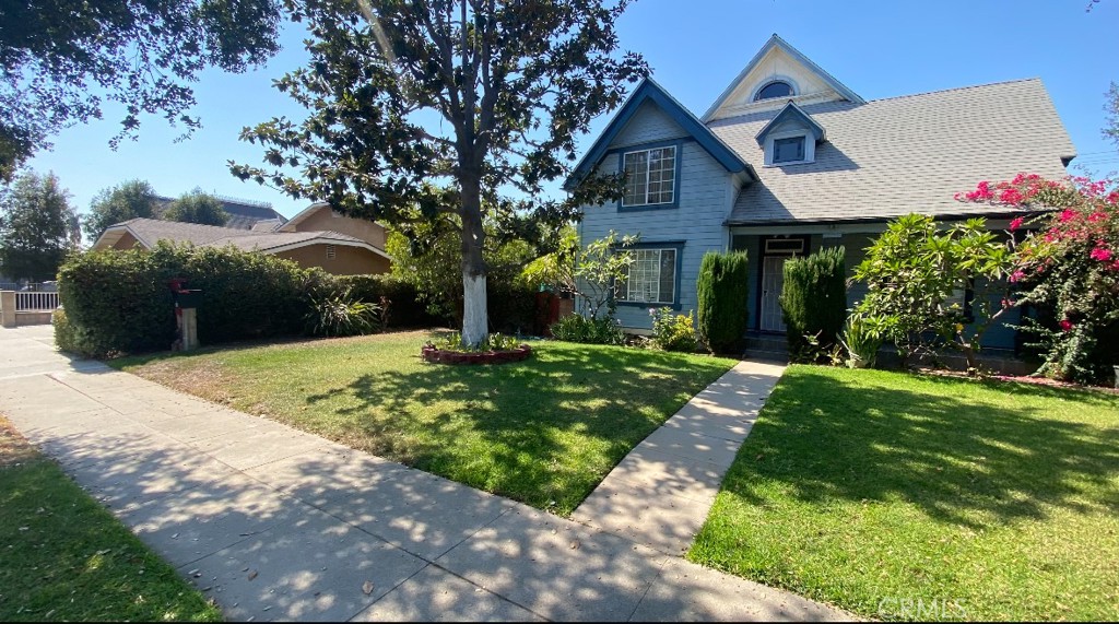 415 N San Gabriel Avenue