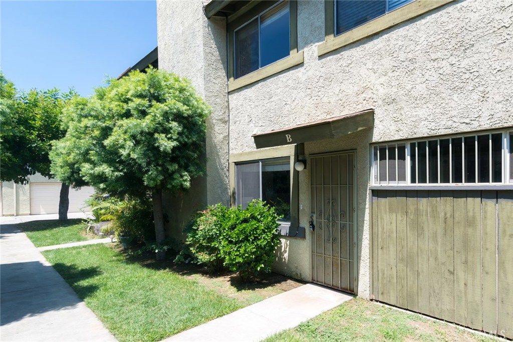 listing image 130728659631282413168