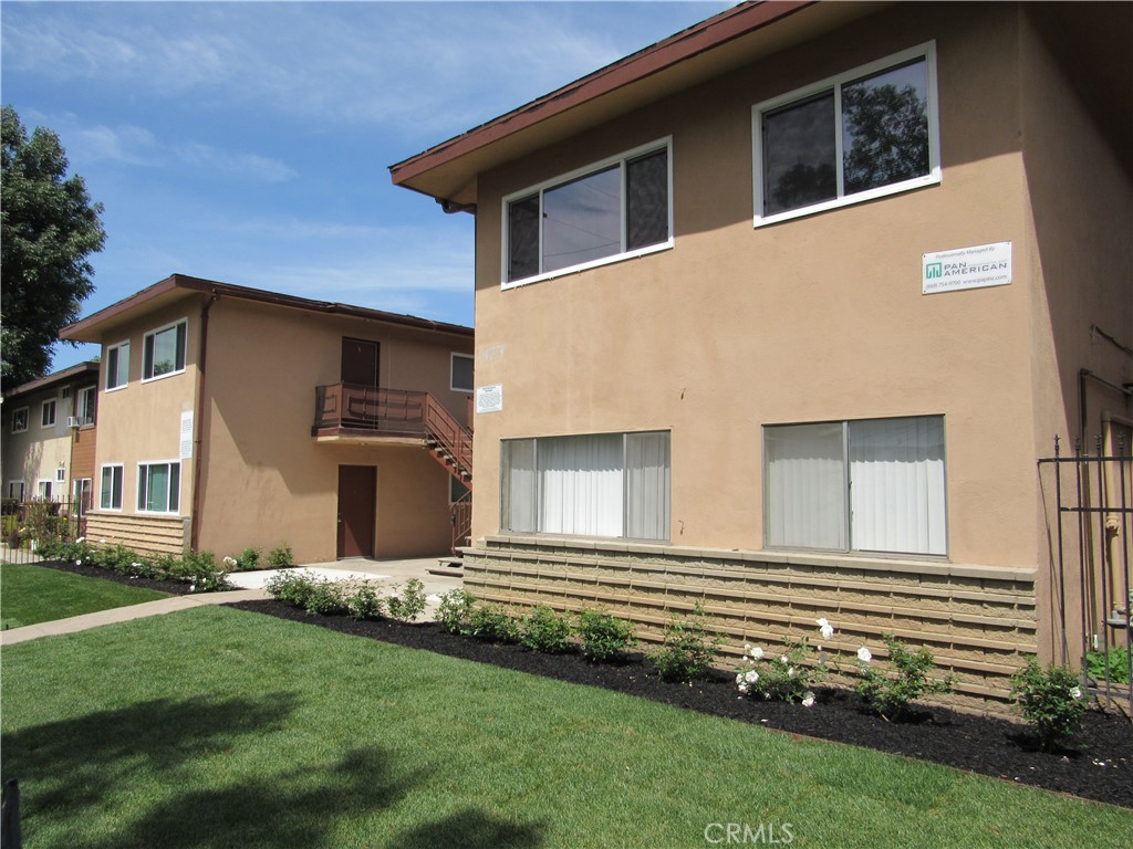 1423 W Lingan Lane
