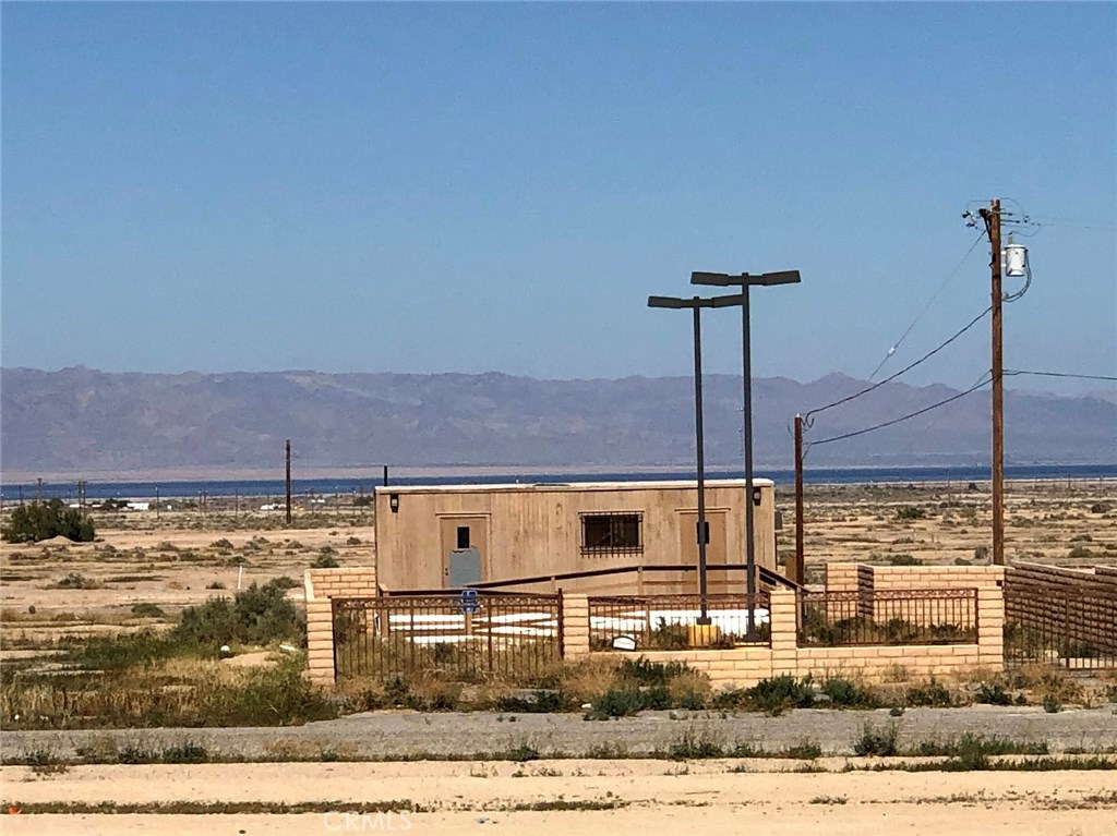 Photo 1 of 5 — 1972 Thomas R Cannell Road, Salton City, CA 92274
