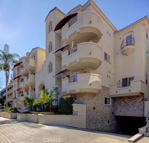 A home in Studio City