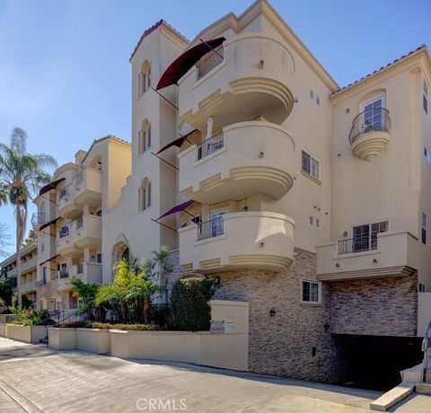 A home in Studio City