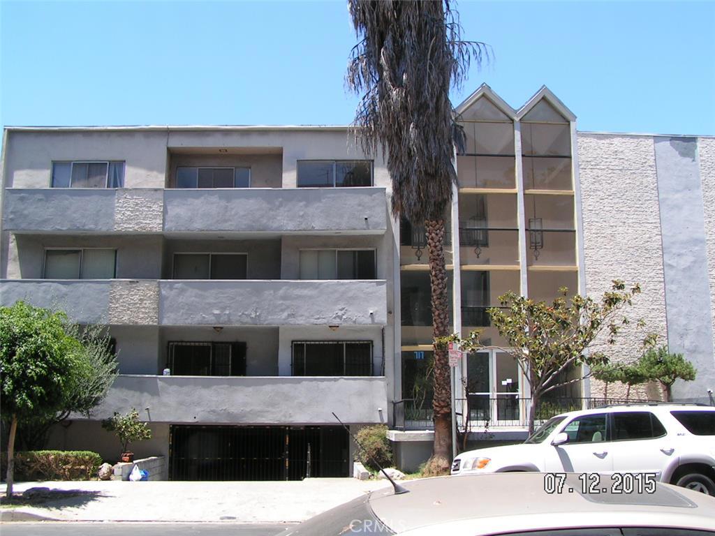 Just Listed in Los Angeles, CA by Michael Gaddis, J.D. Realty Group for $5.9M! 34 unit residential building located in the Koreatown area of Los Angeles. The Building is located at 717 S. Berendo St., Los Angeles, CA 90005 and is 28,586 Square feet with 16 (1) bedroom units, 18 studios and 34 total bathrooms. There are no height restrictions on this lot. From the top of the building you can see the skyline of downtown Los Angeles!