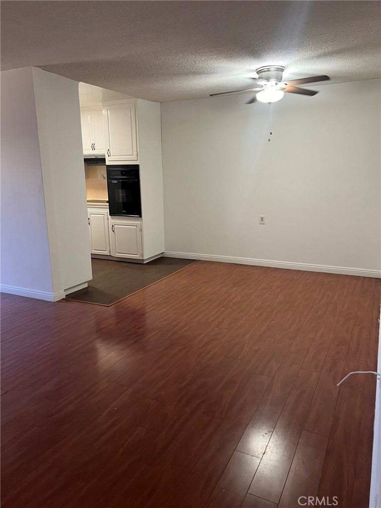 640 Elm Avenue 24