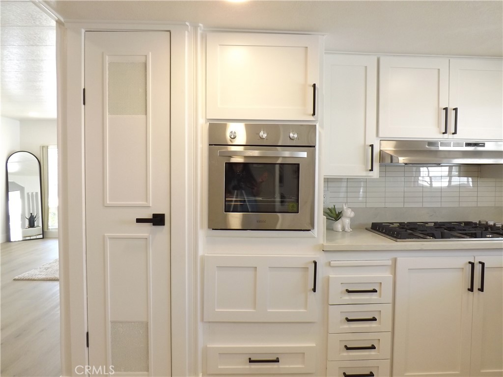 38038 Calle De Amor