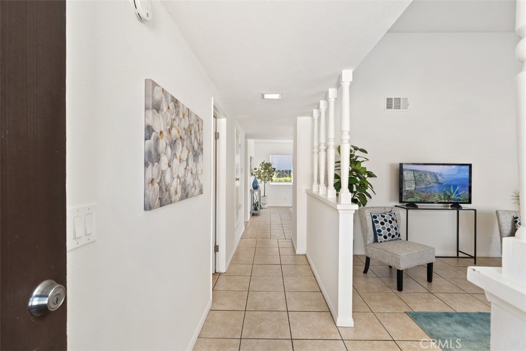 945 Redbud St.